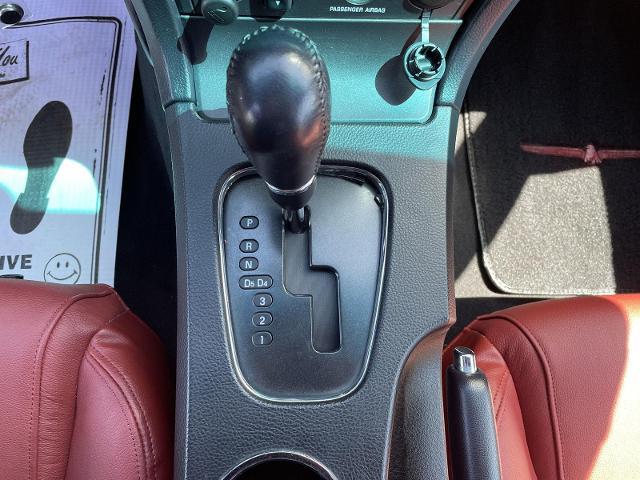 2005 Ford Thunderbird Base