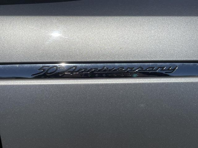 2005 Ford Thunderbird Base