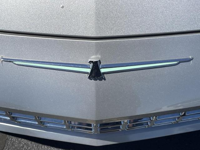 2005 Ford Thunderbird Base