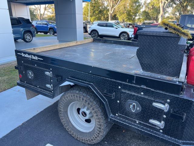 2023 GMC Sierra 3500HD Chassis Pro