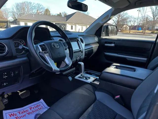 2017 Toyota Tundra SR5 5.7L V8