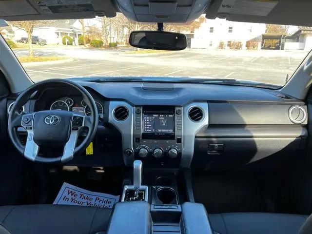 2017 Toyota Tundra SR5 5.7L V8