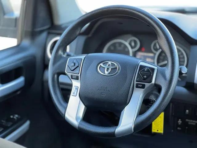 2017 Toyota Tundra SR5 5.7L V8