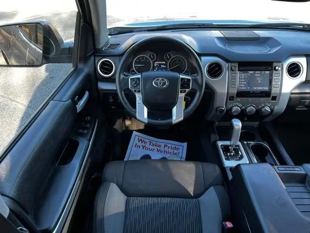 2017 Toyota Tundra SR5 5.7L V8