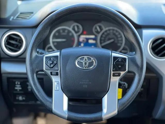 2017 Toyota Tundra SR5 5.7L V8