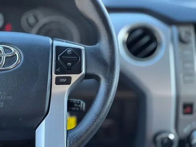2017 Toyota Tundra SR5 5.7L V8