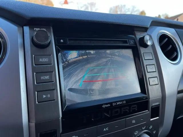 2017 Toyota Tundra SR5 5.7L V8
