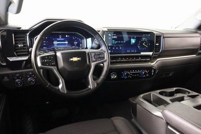 2023 Chevrolet Silverado 1500 4WD Crew Cab Short Bed LT with 2FL