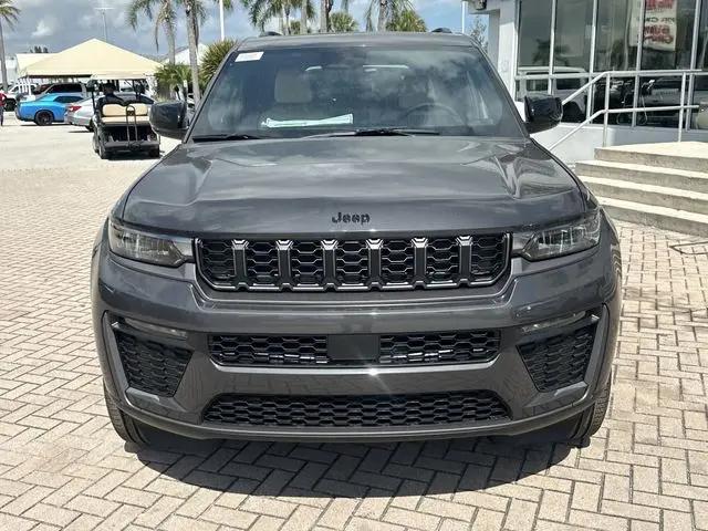 2026 Jeep Grand Cherokee Limited 4x2