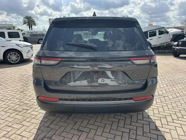 2026 Jeep Grand Cherokee Limited 4x2