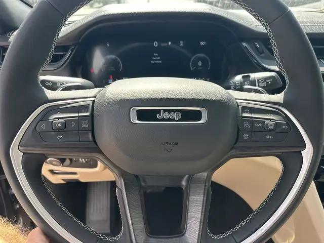 2026 Jeep Grand Cherokee Limited 4x2