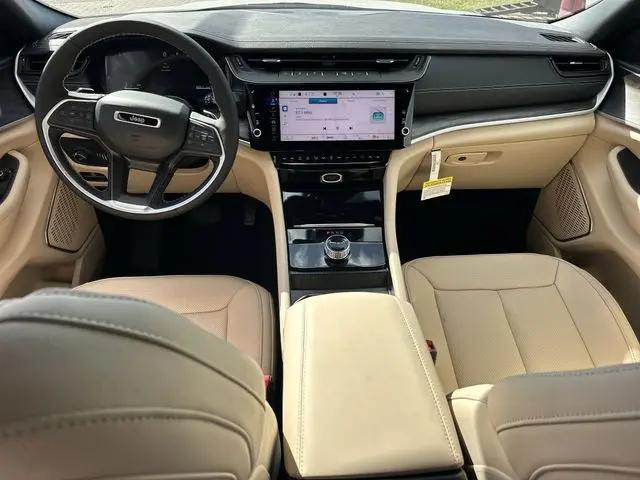2026 Jeep Grand Cherokee Limited 4x2