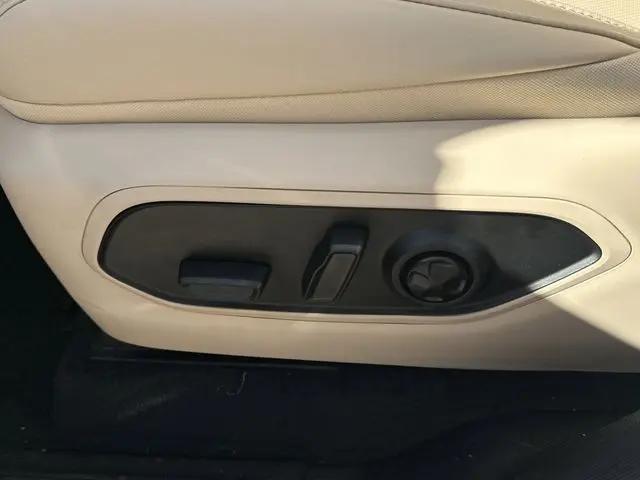 2026 Jeep Grand Cherokee Limited 4x2
