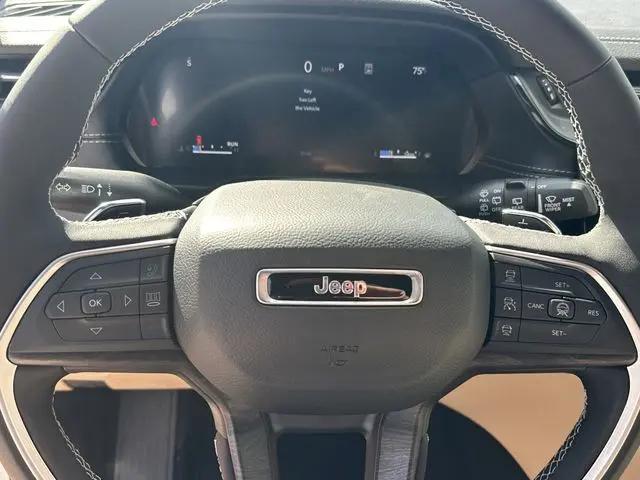2026 Jeep Grand Cherokee Limited 4x2