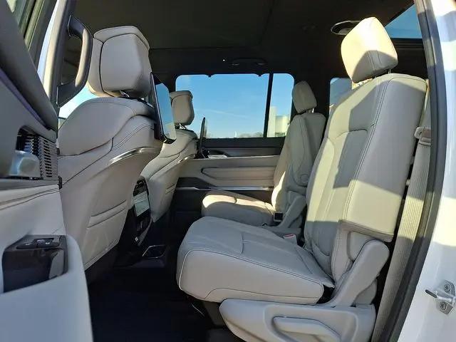 2026 Jeep Grand Wagoneer Summit Obsidian 4x4