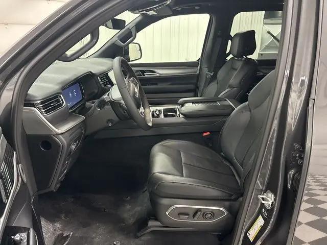 2026 Jeep Grand Wagoneer Limited Altitude 4x4