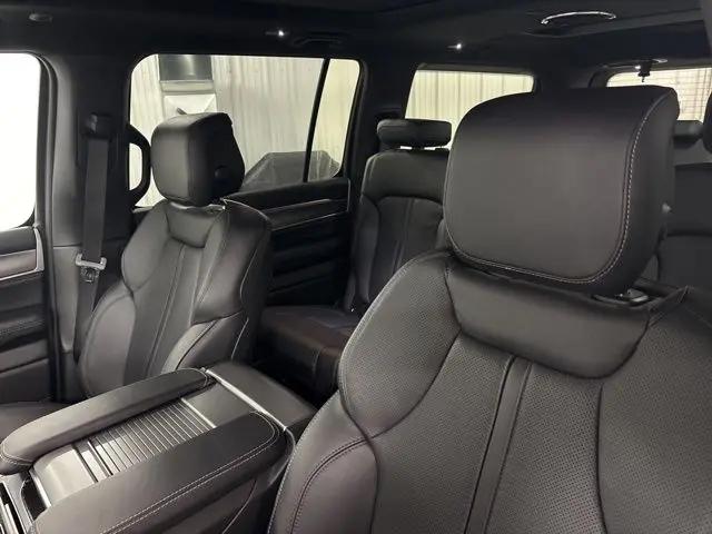 2026 Jeep Grand Wagoneer Limited Altitude 4x4