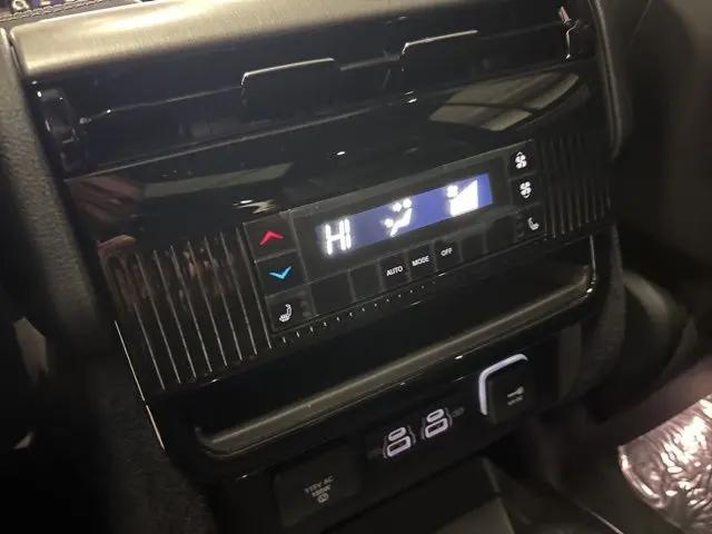 2026 Jeep Grand Wagoneer Limited Altitude 4x4