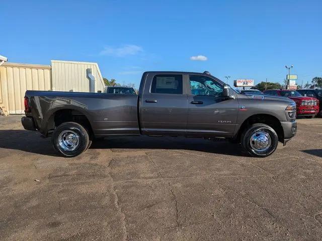 2026 Ram 3500 Big Horn Crew Cab 4x4 8' Box