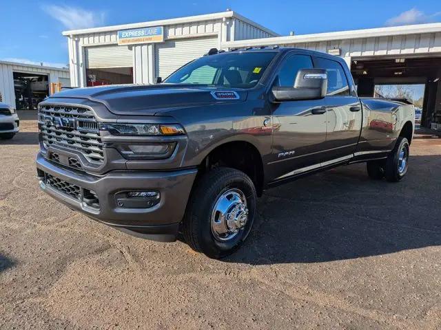 2026 Ram 3500 Big Horn Crew Cab 4x4 8' Box