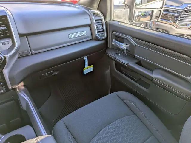 2026 Ram 3500 Big Horn Crew Cab 4x4 8' Box