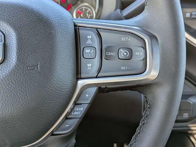 2026 Ram 3500 Big Horn Crew Cab 4x4 8' Box