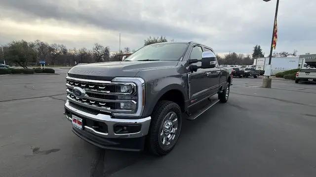 2026 Ford F-350 LARIAT