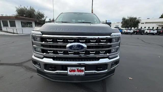2026 Ford F-350 LARIAT