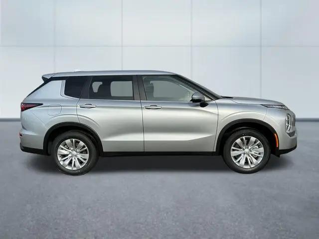 2026 Mitsubishi Outlander ES 2.5 S-AWC