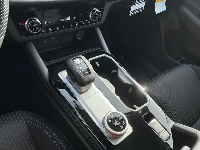 2026 Mitsubishi Outlander ES 2.5 S-AWC
