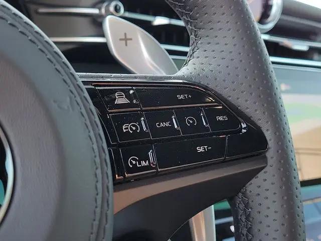 2026 Maserati Grecale Modena