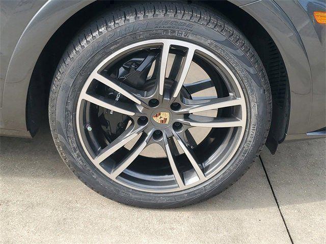 2023 Porsche Cayenne Turbo