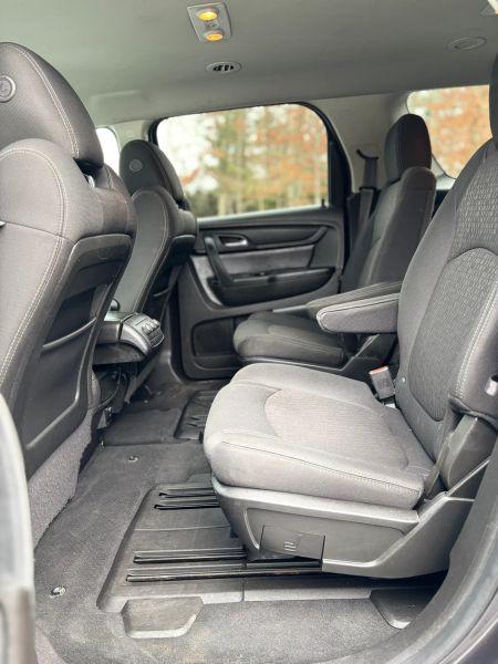 2014 GMC Acadia SLE-2