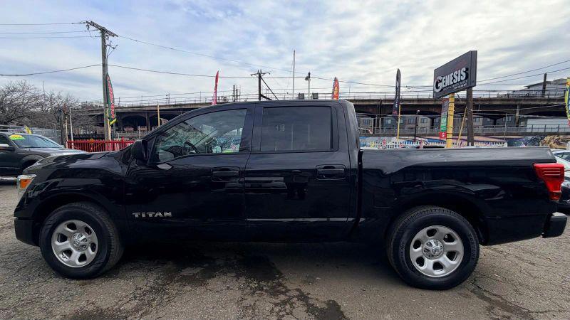2021 Nissan Titan Crew Cab S 4x2