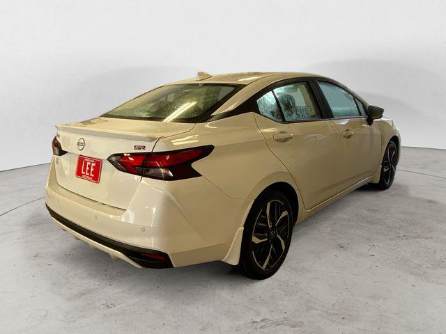 2025 Nissan Versa 1.6 SR