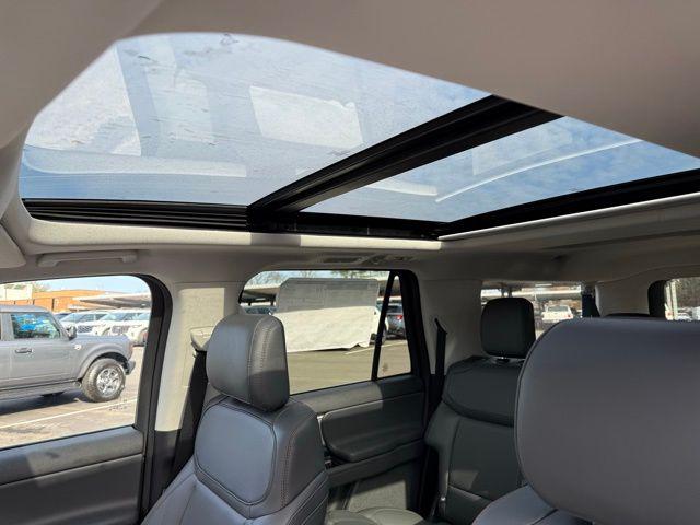 2025 Ford Expedition Active MAX