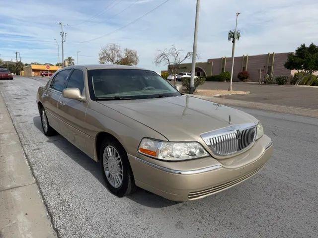 2008 Lincoln Town Car Signature Limited