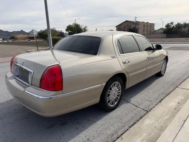 2008 Lincoln Town Car Signature Limited