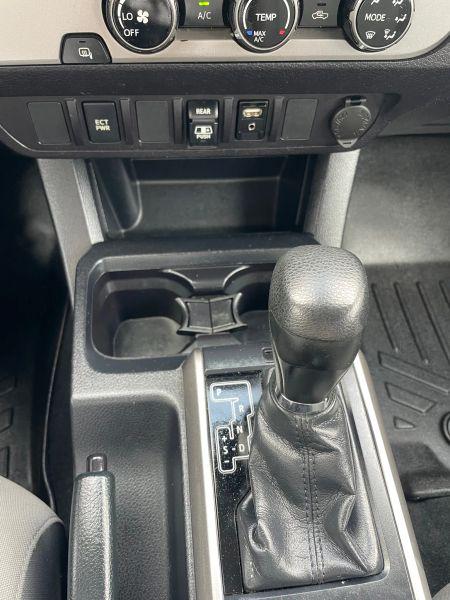 2018 Toyota Tacoma SR5 V6