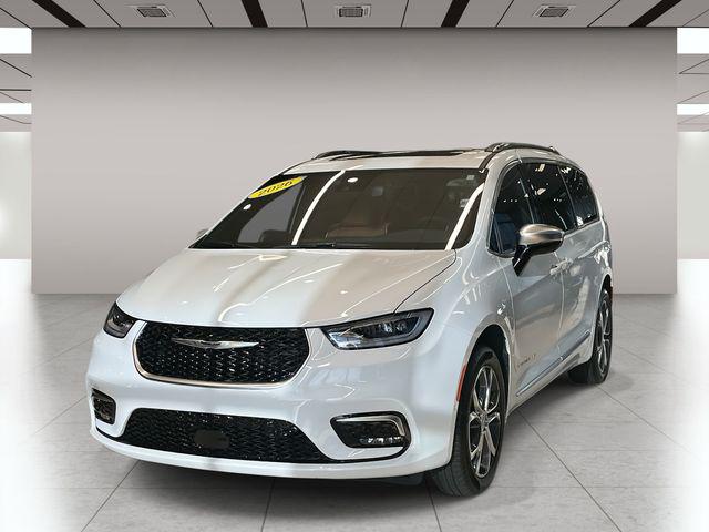 2026 Chrysler Pacifica Pinnacle AWD