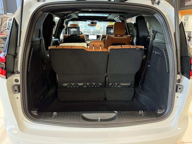2026 Chrysler Pacifica Pinnacle AWD