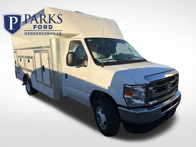 2026 Ford E-450 Cutaway Base for sale in Hendersonville, NC