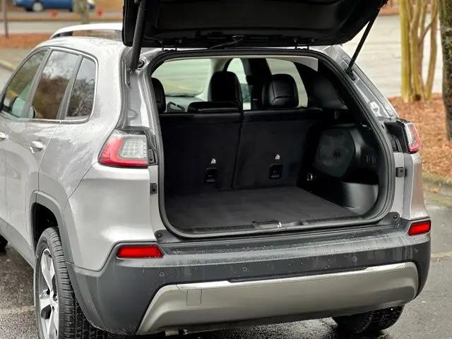 2019 Jeep Cherokee Limited FWD