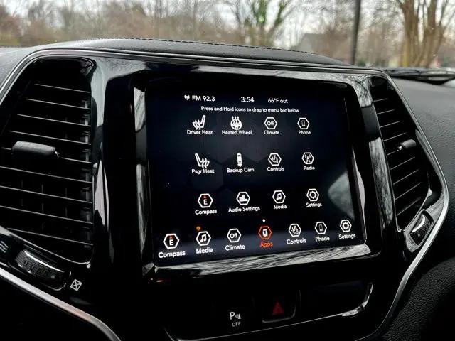 2019 Jeep Cherokee Limited FWD