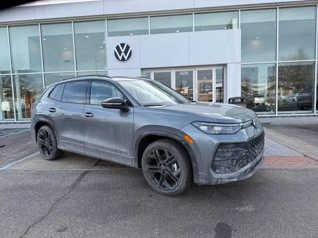 2026 Volkswagen Tiguan SE R-Line Black for sale in Clarksville, IN