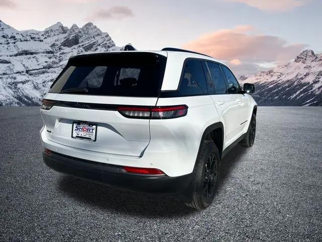 2026 Jeep Grand Cherokee Altitude 4x4