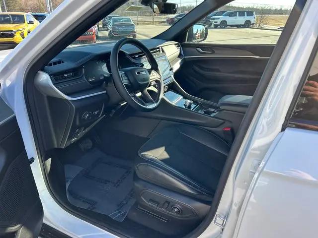 2026 Jeep Grand Cherokee Altitude 4x4