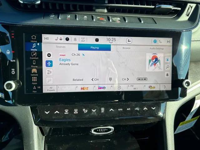2026 Jeep Grand Cherokee Altitude 4x4