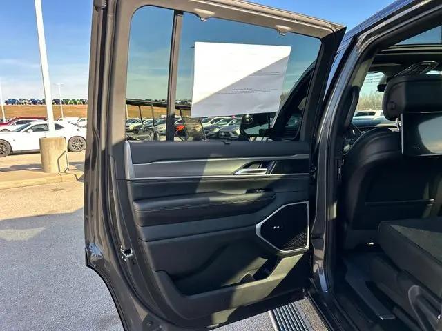 2026 Jeep Grand Wagoneer Limited Reserve 4x4