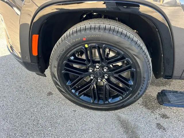 2026 Jeep Grand Wagoneer Limited Reserve 4x4